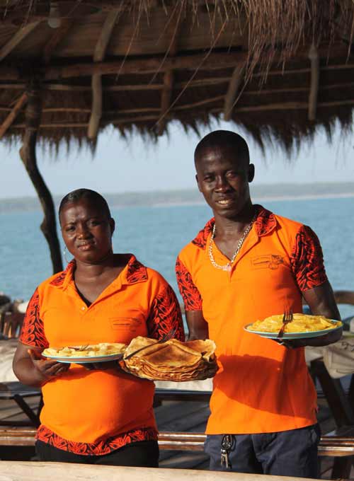 Néné and Jairson will assist you at kere’s bar and restaurant on bijagos