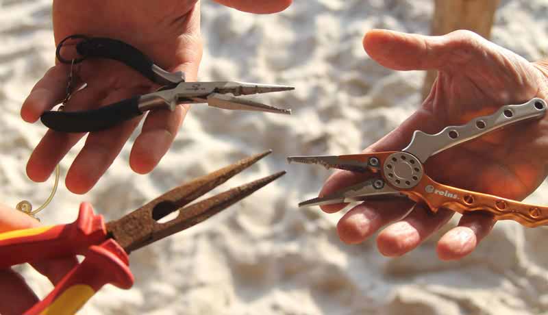 some Pliers and scissors for fishing in bijagos